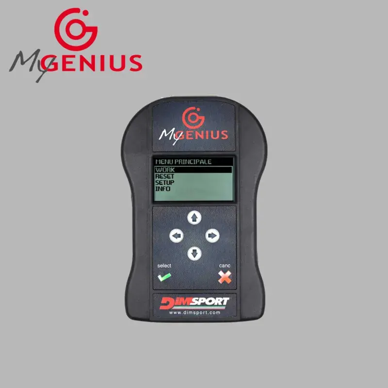 MyGenius en la mano, con su pantalla de menú